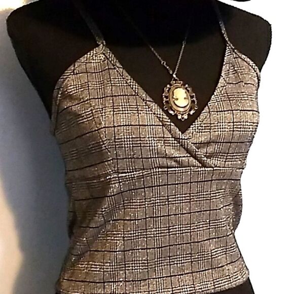 OBJEX Silver Plaid Sparkle Croptop - Picture 7 of 12